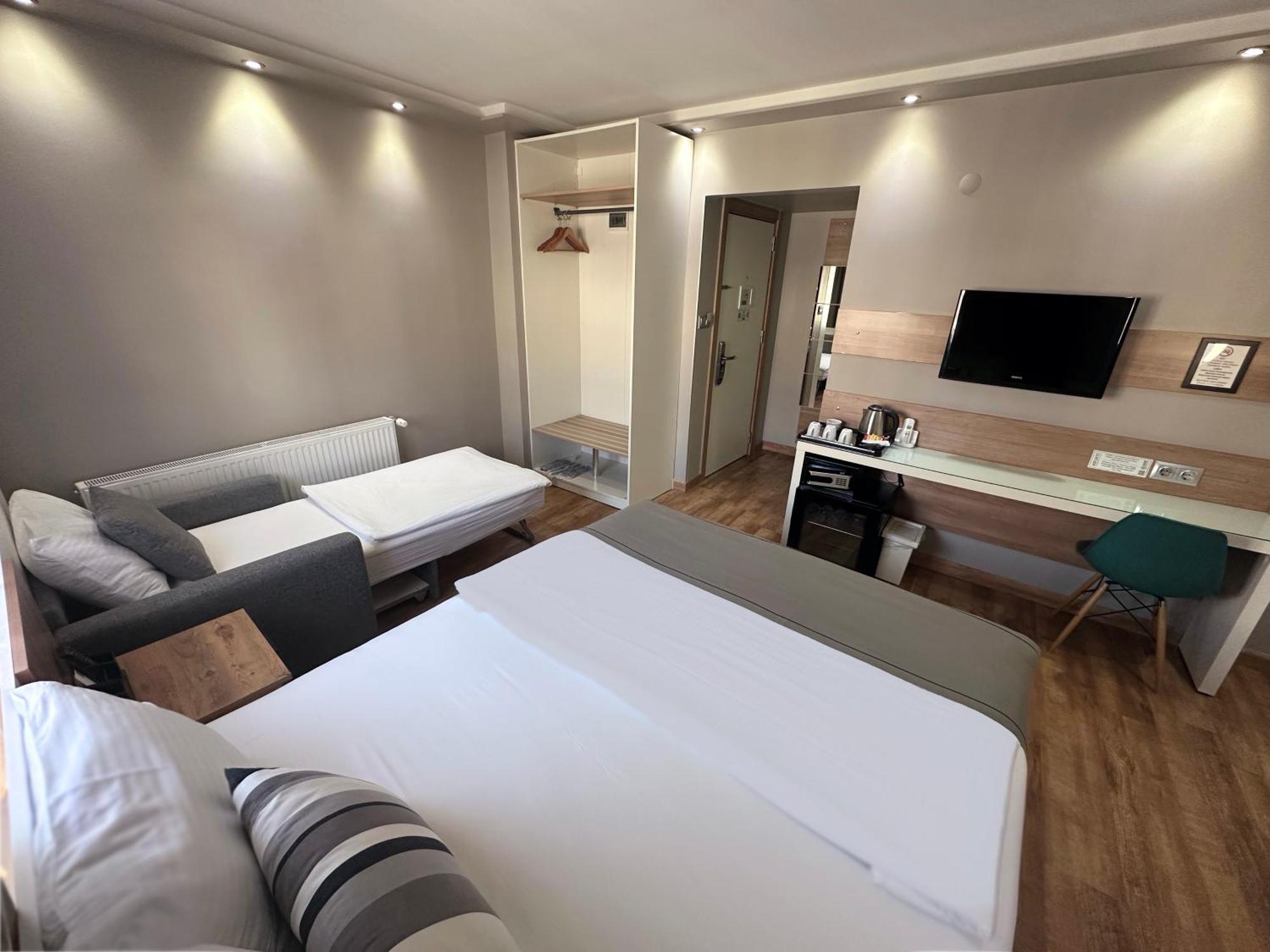 My Dora Hotel — Photos 3